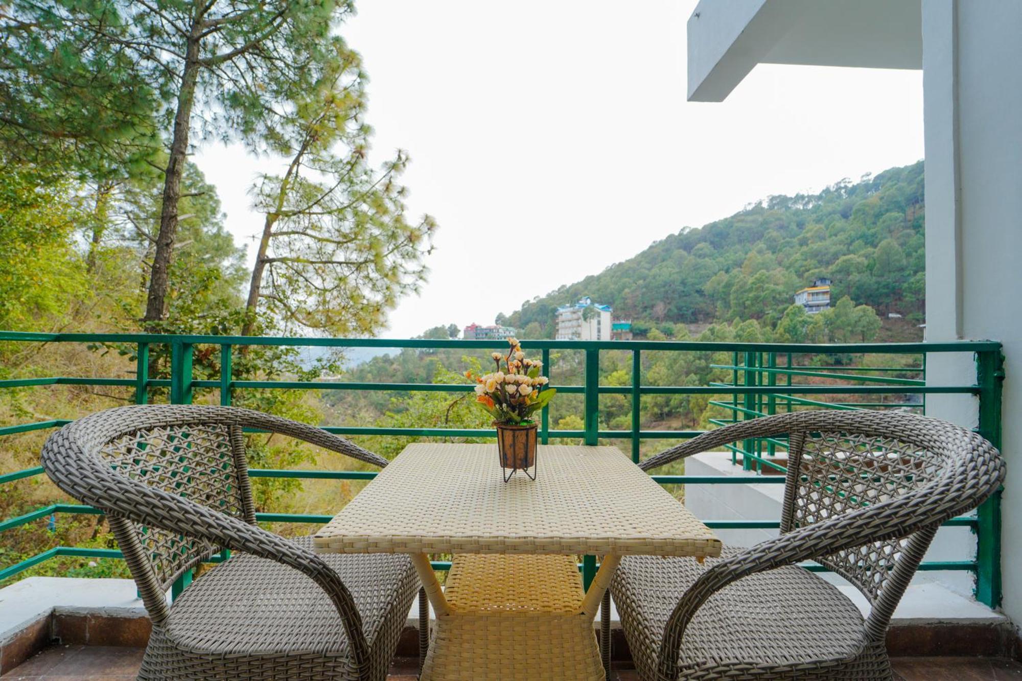 Hotel Kasauli View !! Balcony Rooms ! Terrace ! Restaurant ! Main Highway ! Garden !! 外观 照片